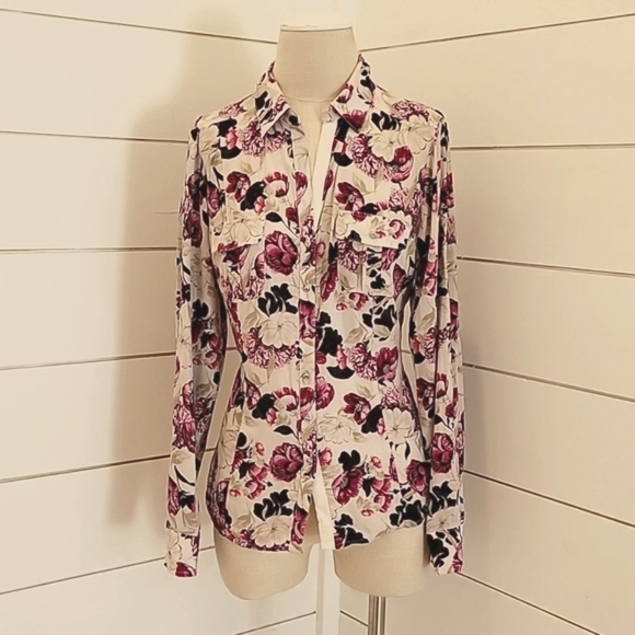 White House Black Market Tops - White House Black Market WHBM size 14 silk floral button down blouse